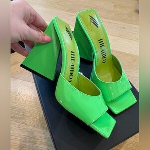 The Attico Devon Neon Green Patent Square-Toe Mules 36.5